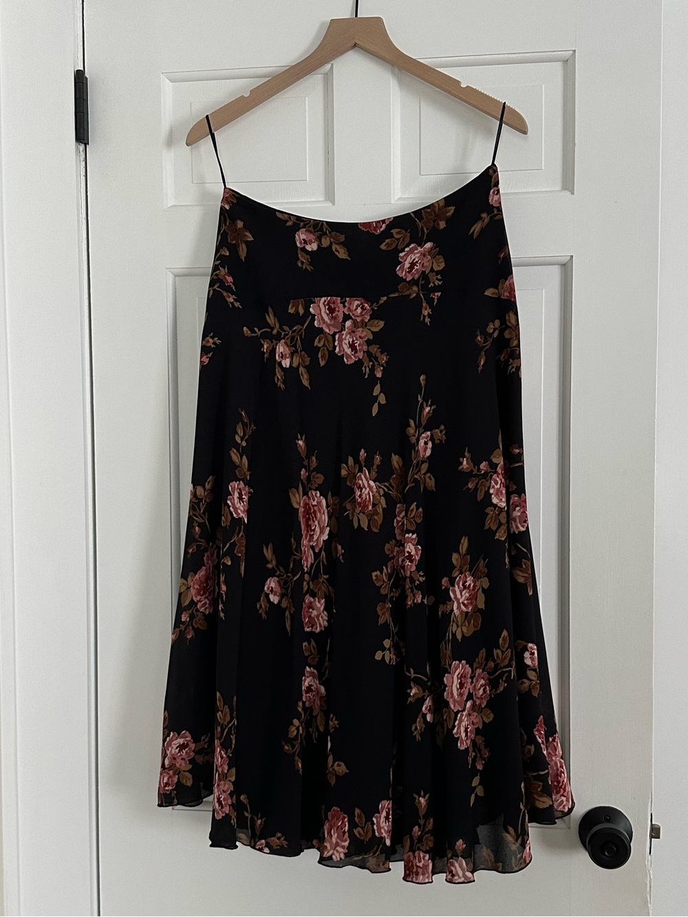 Reformation, Sophie Skirt, Size 6 - Picture 5 of 5